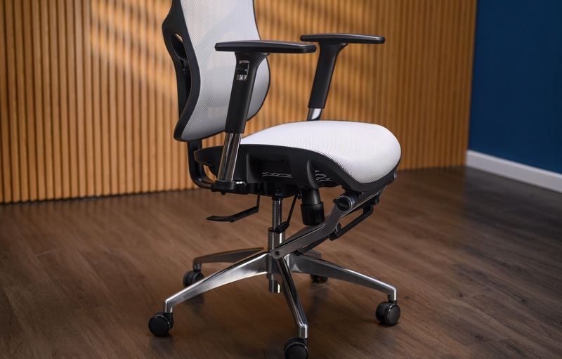 Ghe Cong Thai Hoc Manson Vera