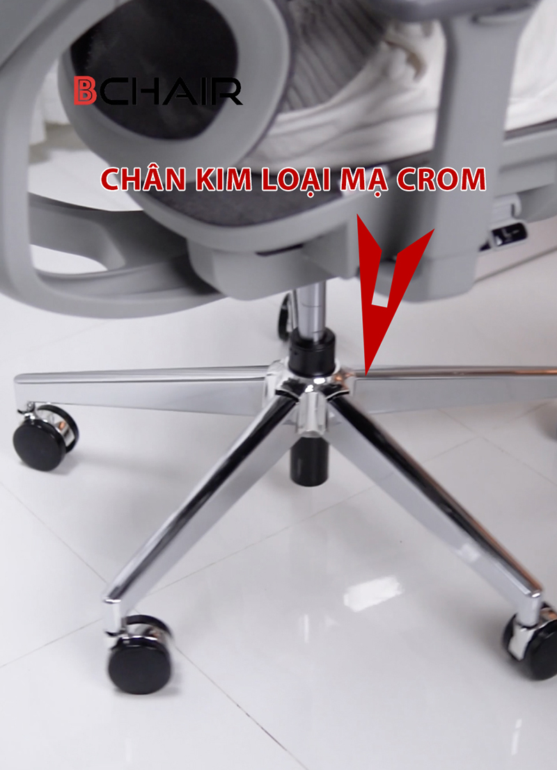 Ghế công thái học Ergonomic B-102A màu ghi chân kim loại mạ crom 35 Chân kim loại mạ crom