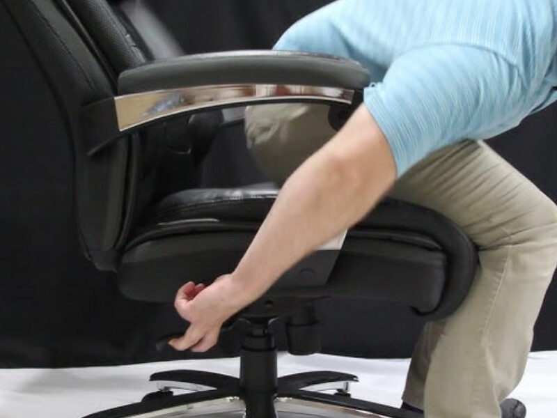 cách hạ ghế xoay